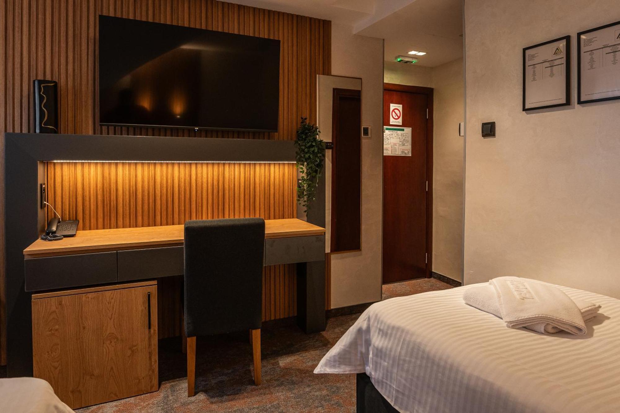 Hotel Astral ชาบาซ ห้อง รูปภาพ