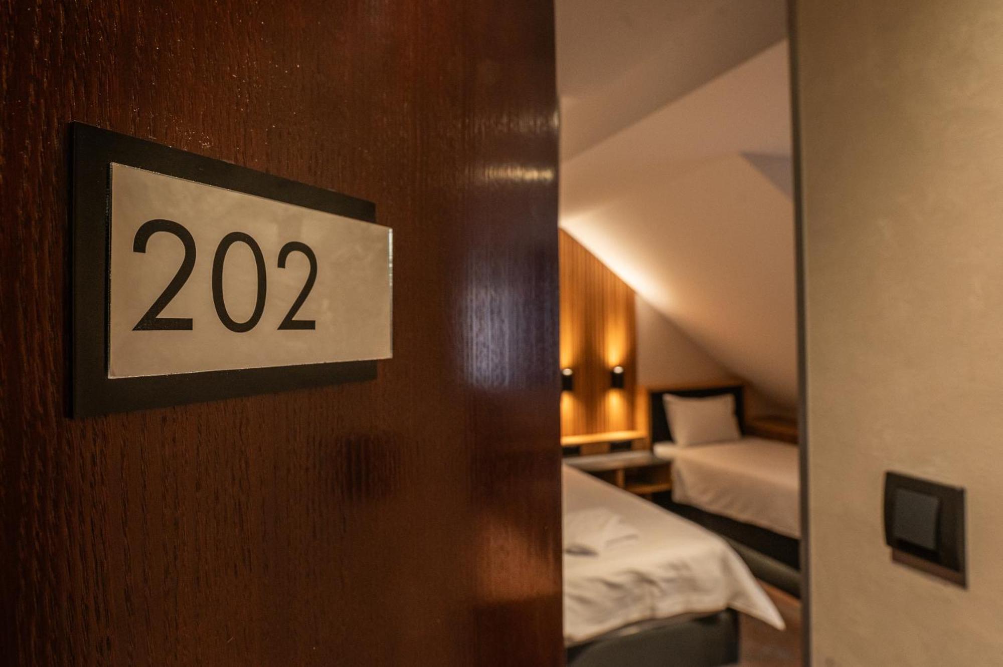 Hotel Astral ชาบาซ ห้อง รูปภาพ