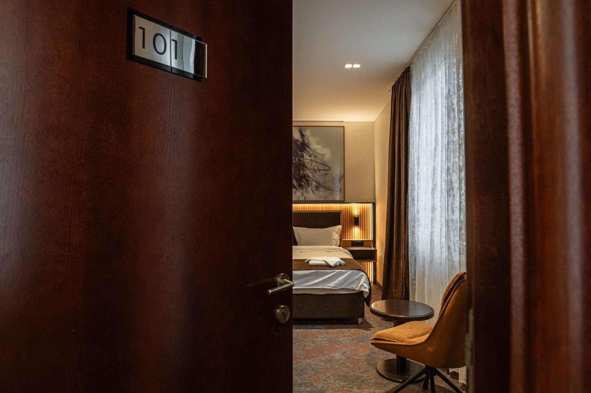 Hotel Astral ชาบาซ ห้อง รูปภาพ
